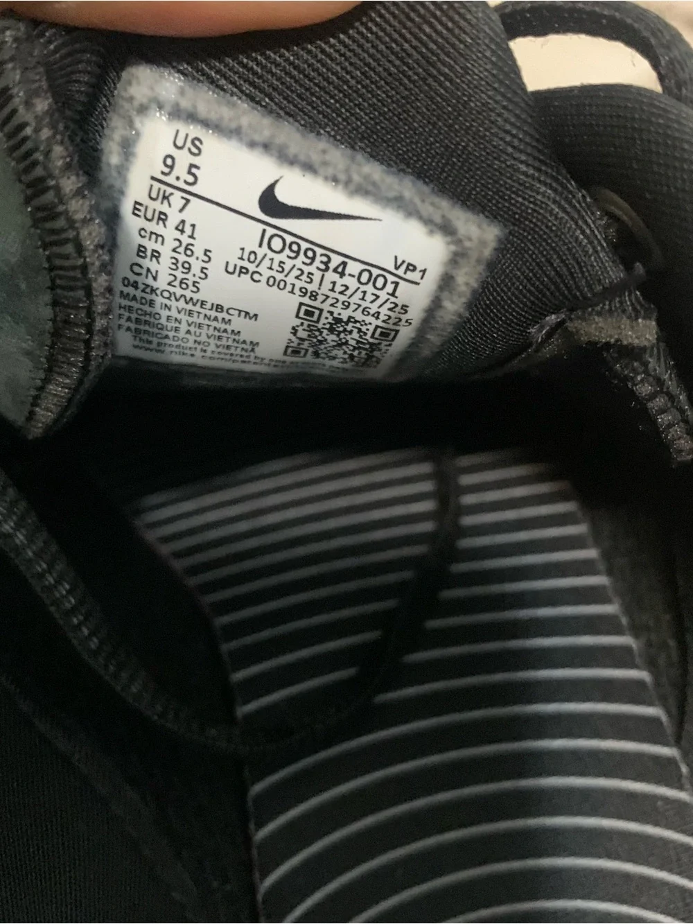 Nike Black Women S Total 90 Shox Magia Sneakers / Anthracite